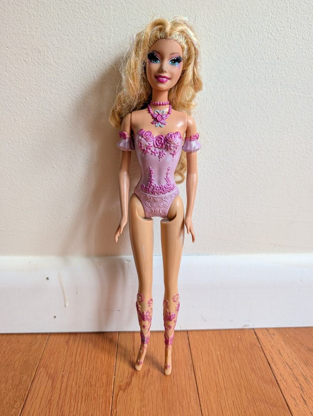2005 Mattel Barbie Fairytopia Mermaidia Elina doll